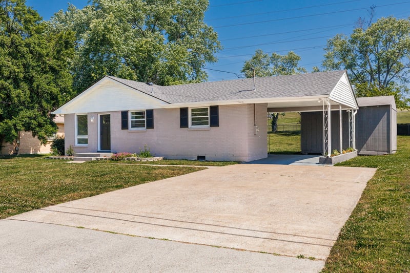3228 Cloverwood Dr, Nashville, TN 37214