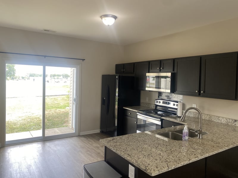 4124 George Buchanan Dr, La Vergne, TN 37086