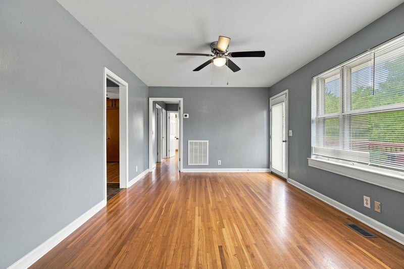2825 Airwood Dr, Nashville, TN 37214