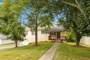 2825 Airwood Dr, Nashville, TN 37214