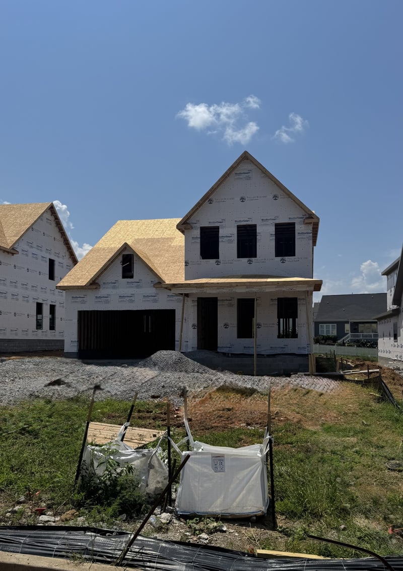 3388 Vinemont Dr, Thompsons Station, TN 37179