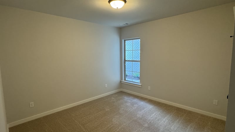 532 W Foxrun, Springfield, TN 37172