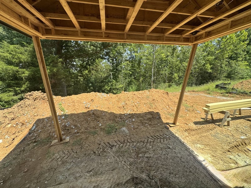 3387 Vinemont Dr, Thompsons Station, TN 37179