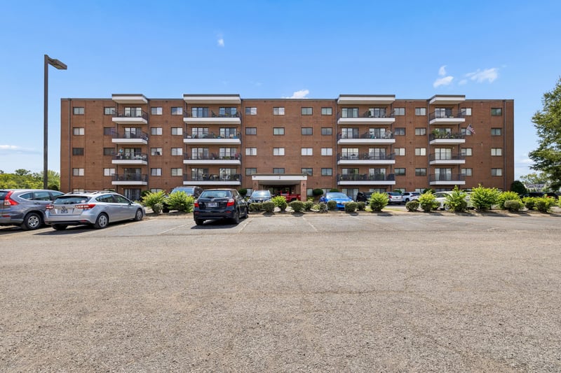 200 Sanders Ferry Rd #2205, Hendersonville, TN 37075