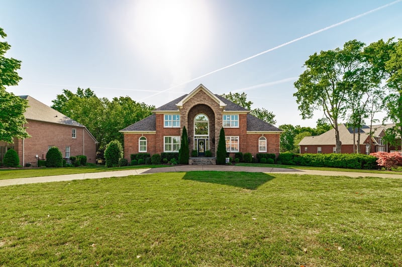 137 Mimosa Dr, Gallatin, TN 37066
