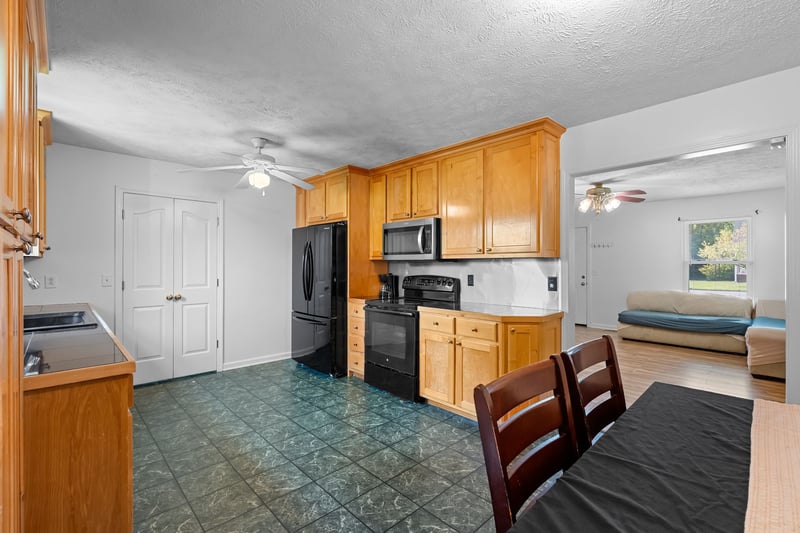 126 Fall Creek Dr, Murfreesboro, TN 37129