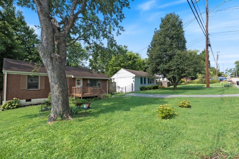 2925 Lakeland Dr, Nashville, TN 37214