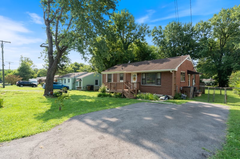 2925 Lakeland Dr, Nashville, TN 37214