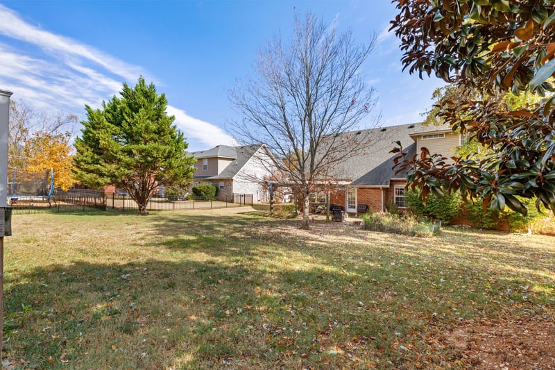 5130 Reagan Dr, Murfreesboro, TN 37129