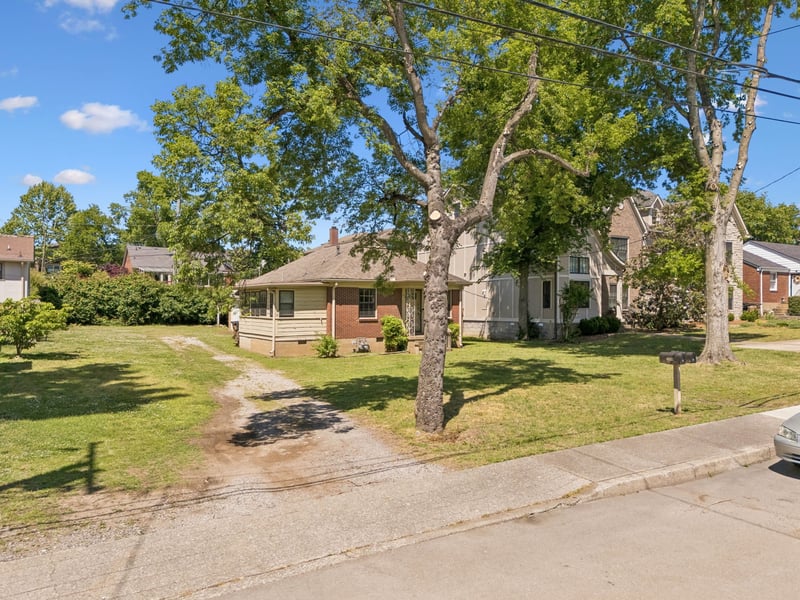 2110A W Linden Ave, Nashville, TN 37212