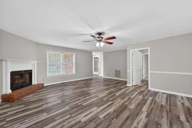 107 Kimberly Dr, Columbia, TN 38401