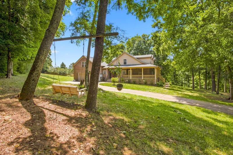 125 Carr Dr, Spring Hill, TN 37174