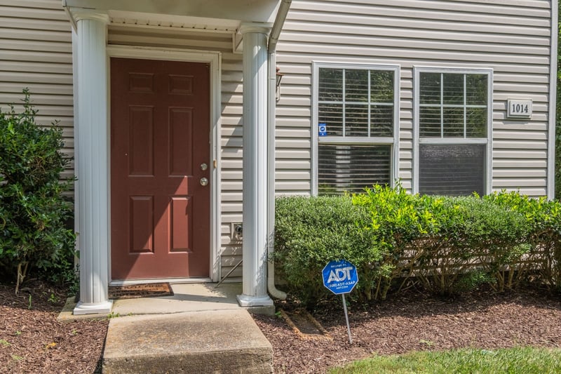 1014 Halifax Ln, Antioch, TN 37013