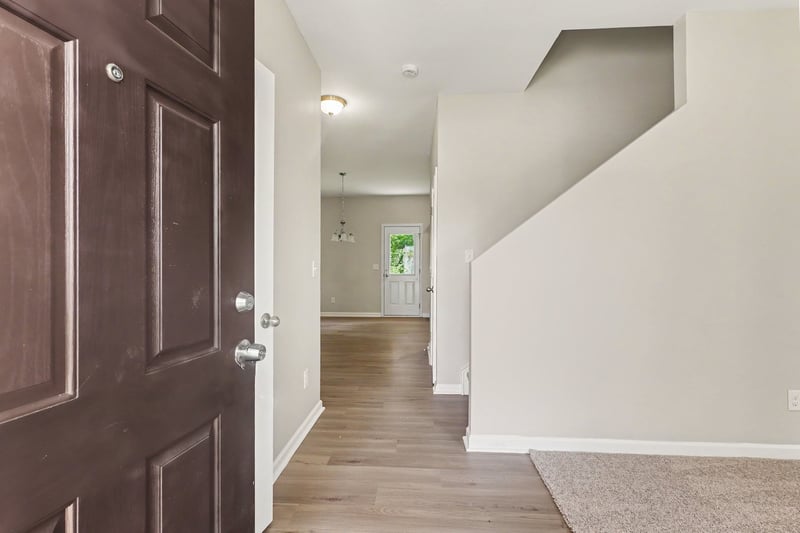 2227 Bee Hive Dr, Columbia, TN 38401
