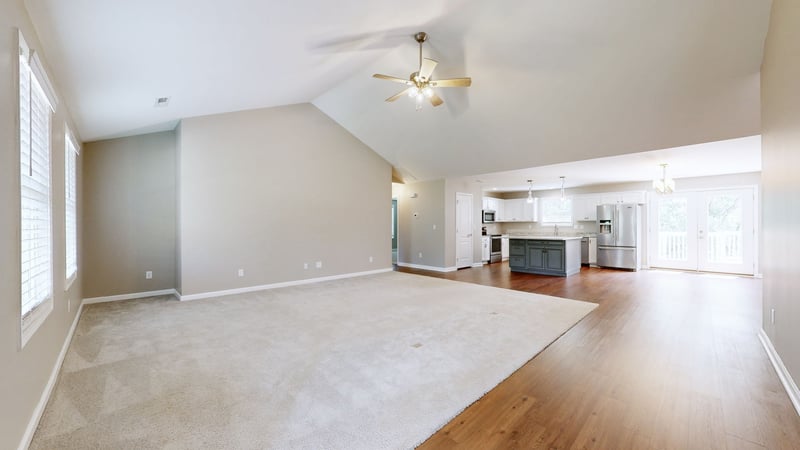 1909 Pointe Barton Dr, Lebanon, TN 37087