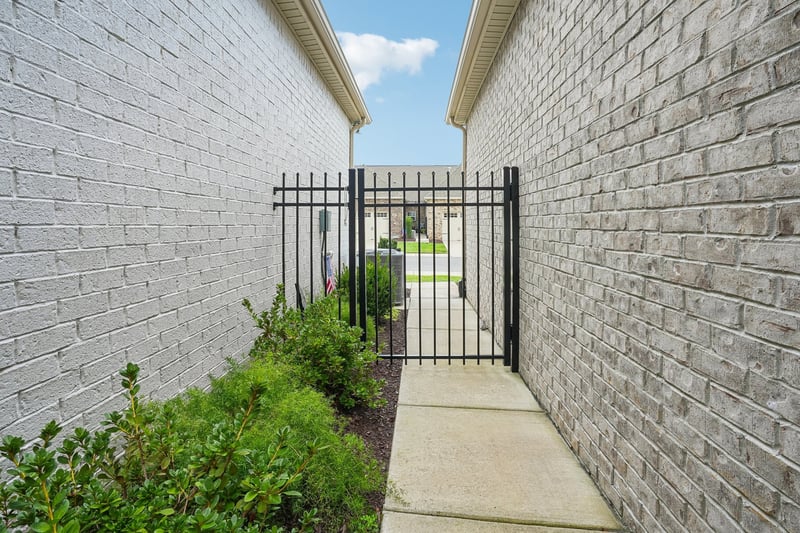 1804 Neswick Ct, Gallatin, TN 37066