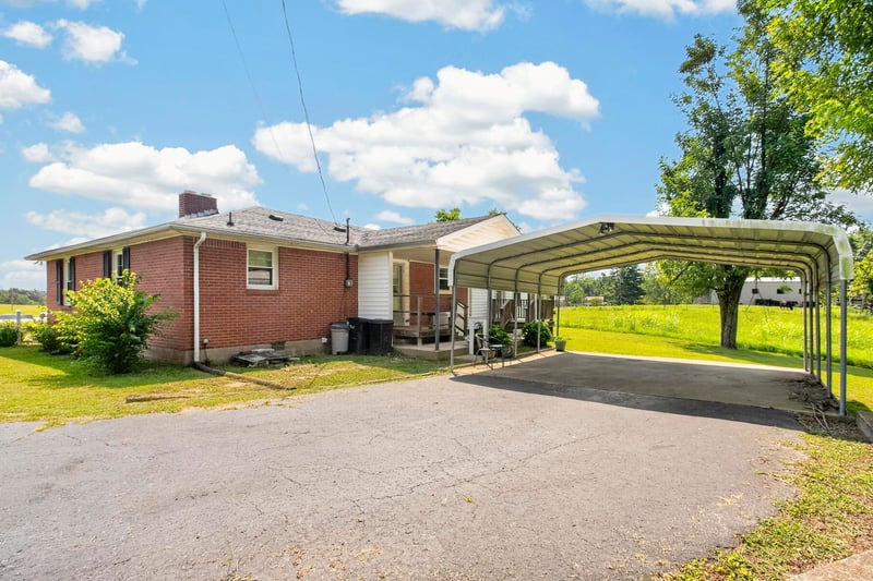 2789 Hwy 109 N, Portland, TN 37148