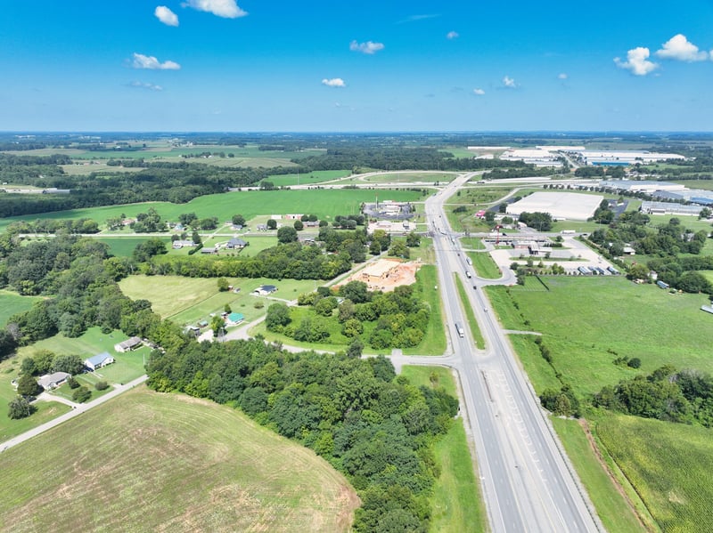 233T T G T Rd, Portland, TN 37148