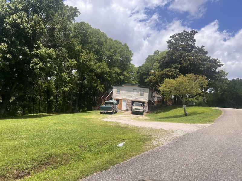 2205 Dowell Branch Rd, Columbia, TN 38401