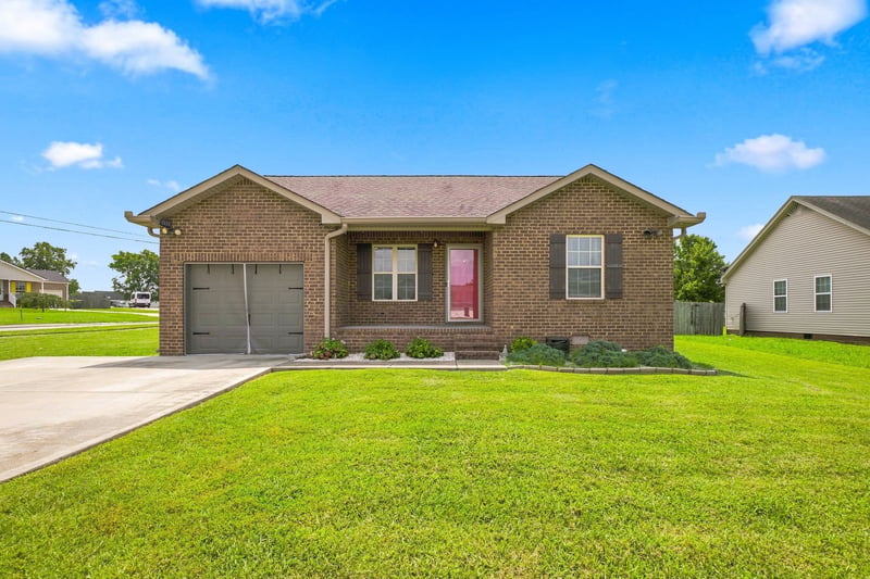 438 Princeton Dr, Lebanon, TN 37087