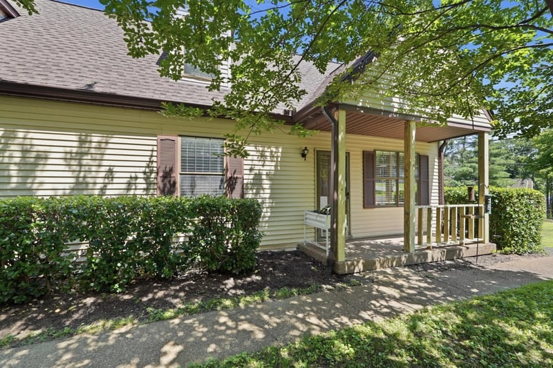 3201 E Lake Dr, Nashville, TN 37214