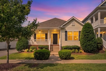 7093 Sunnywood Dr, Nashville, TN 37211