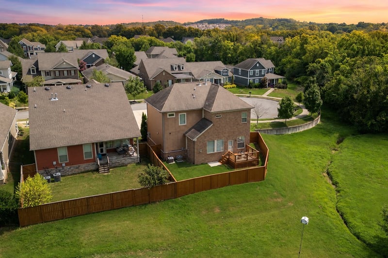 322 Tanglewood Ln, Hendersonville, TN 37075