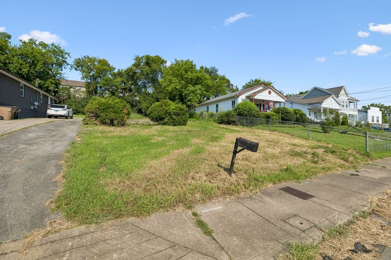 2162 Rock City St, Nashville, TN 37216