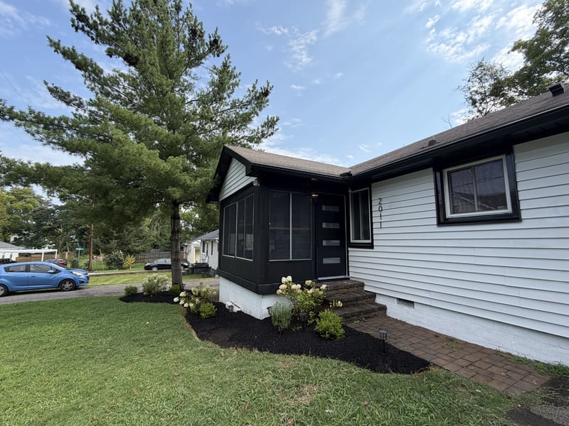 2011 Overby Rd, Nashville, TN 37207