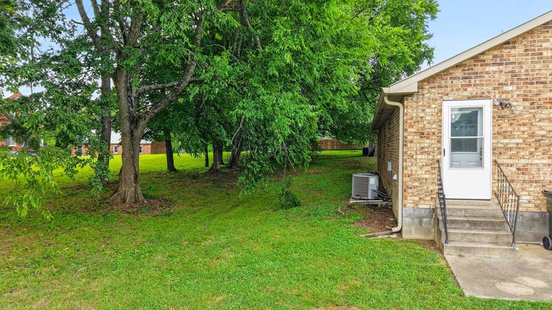 205 Walnut Crest Dr, Gallatin, TN 37066
