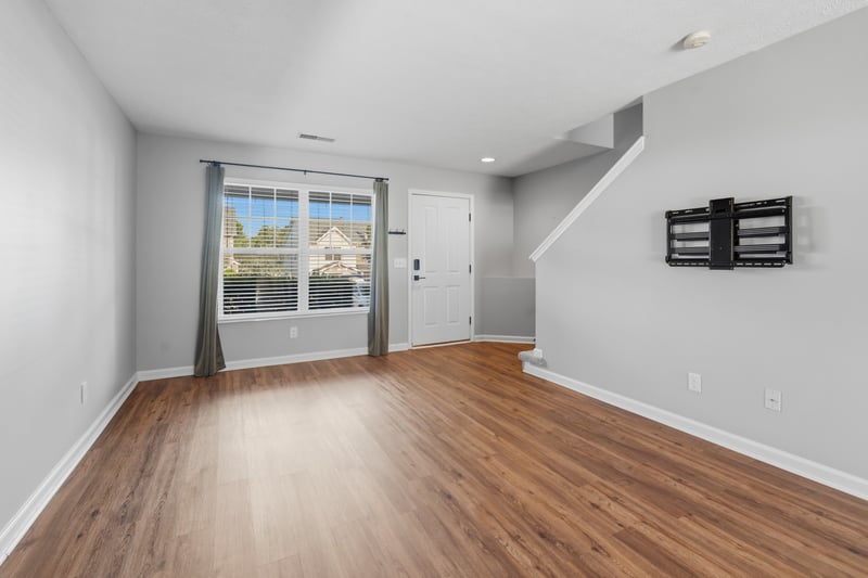 3387 Harpeth Springs Dr, Nashville, TN 37221