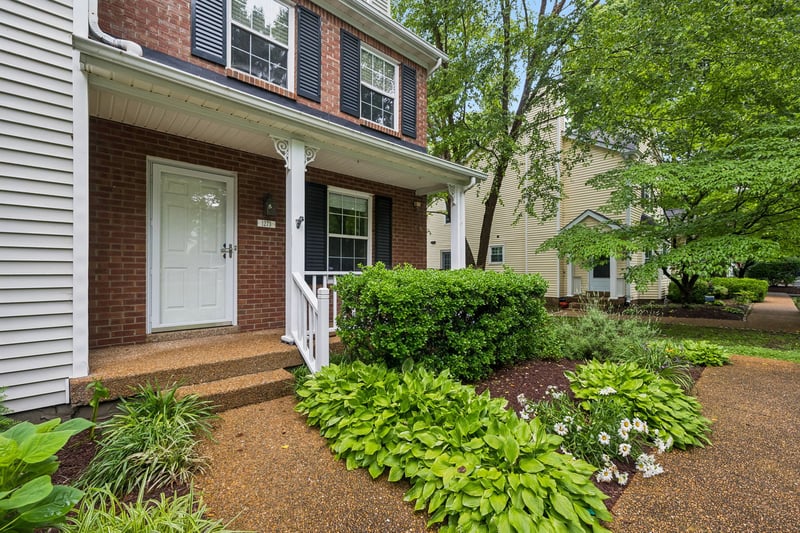 1273 Carriage Park Dr, Franklin, TN 37064