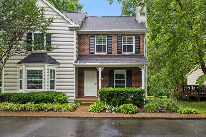 1273 Carriage Park Dr, Franklin, TN 37064