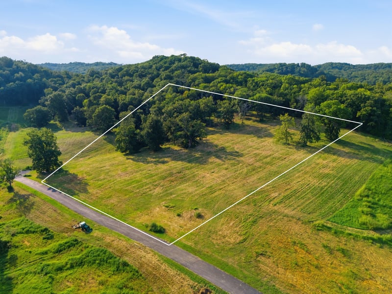 216 Mcclure Pvt Ln, Gallatin, TN 37066