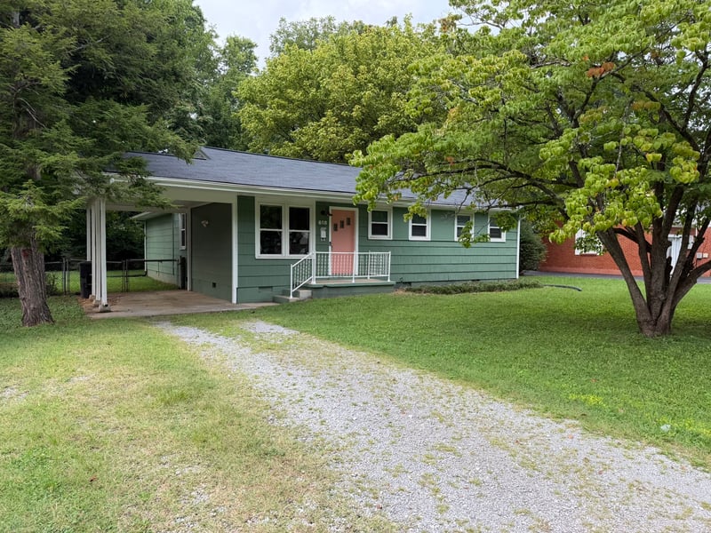 618 Spencer Dr, Murfreesboro, TN 37129