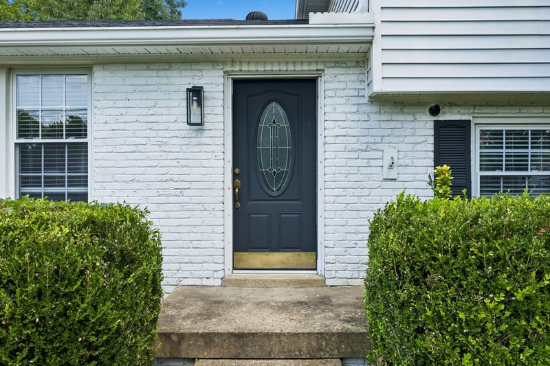 8072 Sawyer Brown Rd, Nashville, TN 37221