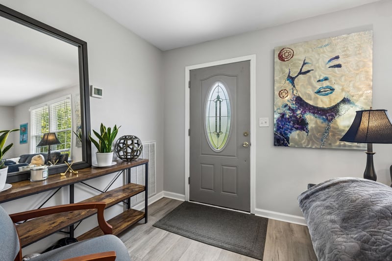 8072 Sawyer Brown Rd, Nashville, TN 37221