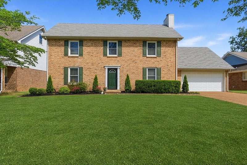 609 Sugartree Ln, Franklin, TN 37064
