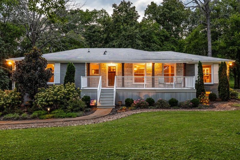 302 Green Acres Dr, Goodlettsville, TN 37072