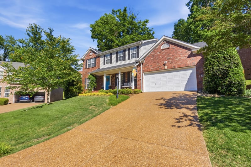 1012 Heathfield Cir, Brentwood, TN 37027