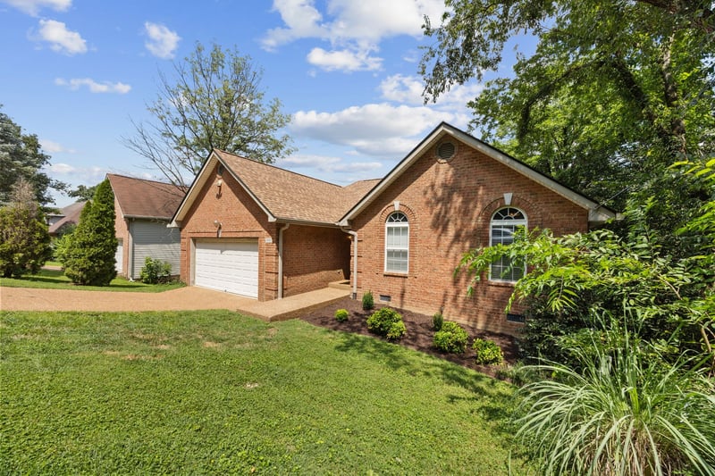 5333 Windypine Dr, Nashville, TN 37211
