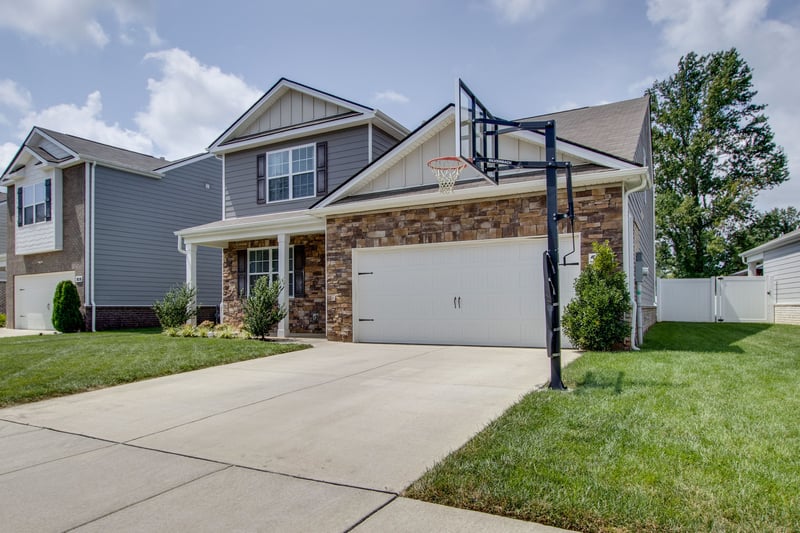 5066 Owens Ln, White House, TN 37188