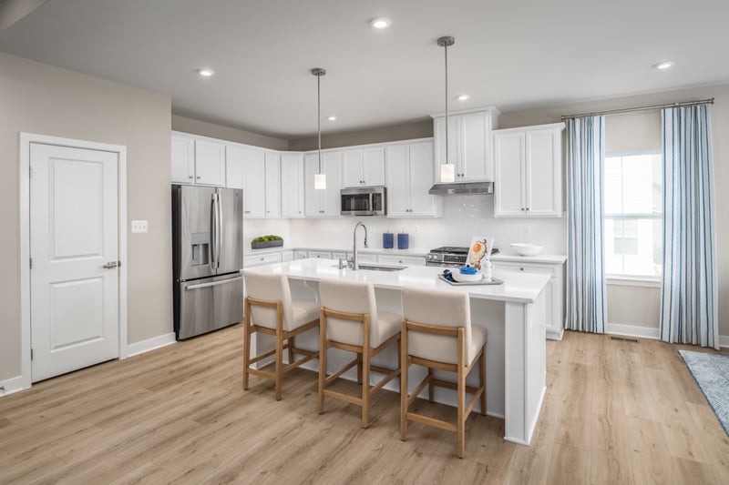 2417 Radcliffe Dr, Murfreesboro, TN 37128