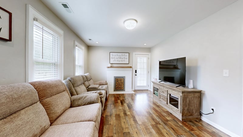 410 College St, Portland, TN 37148