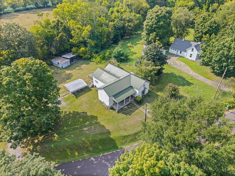 2540 Spring St, Pleasant View, TN 37146