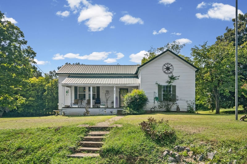 2540 Spring St, Pleasant View, TN 37146