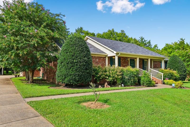 118 Tenby Dr, Murfreesboro, TN 37127