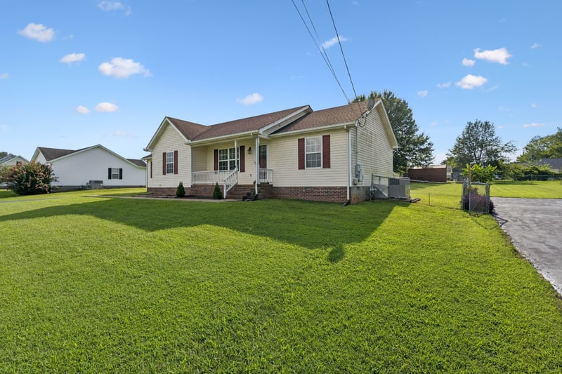 120 Pebble Brook Dr, Murfreesboro, TN 37127