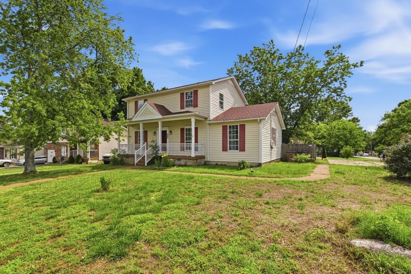 3201 Towne Village Rd, Antioch, TN 37013