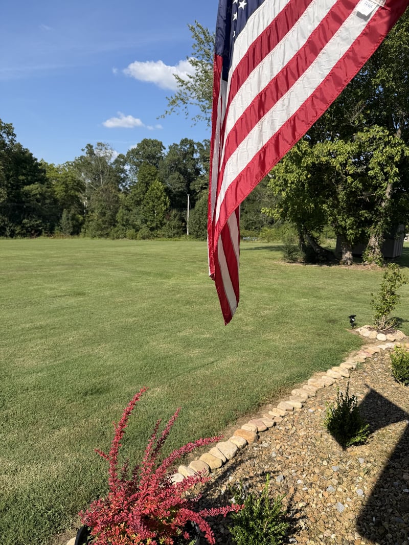 808 Clearview Rd, Cottontown, TN 37048